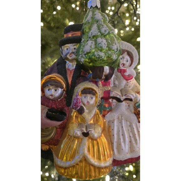 Hand-Painted Mouth-Blown Glass Christmas Ornament Victorian Carolers Poland SZ L - Picture 7 of 9